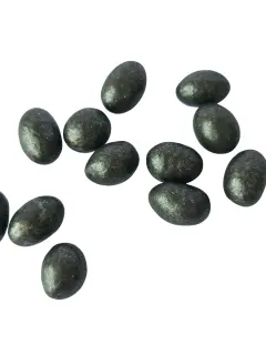 Esfera negra de Maní con chocolates