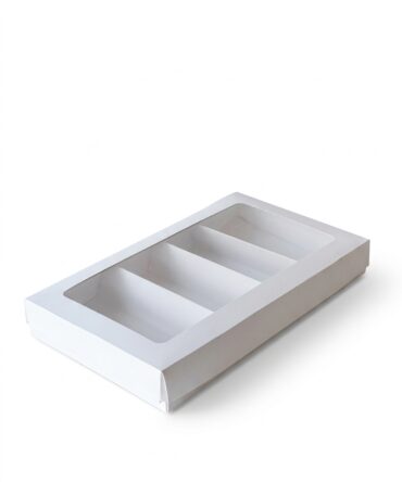 Caja con Ventana de Cuatro Divisiones